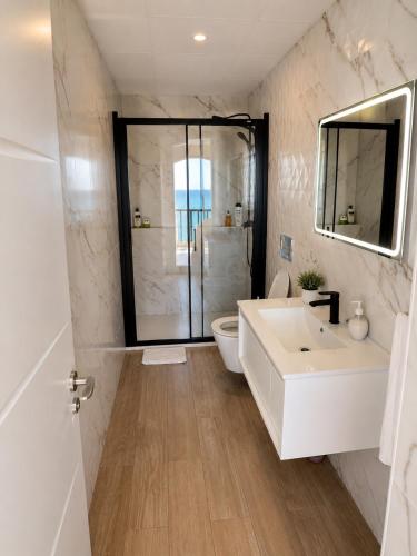 Beachfront Heaven Apartment - Carvajal Beach