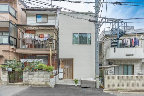 Shinjuku 1 Stop 5min to Hatsudai Sta3BR New House