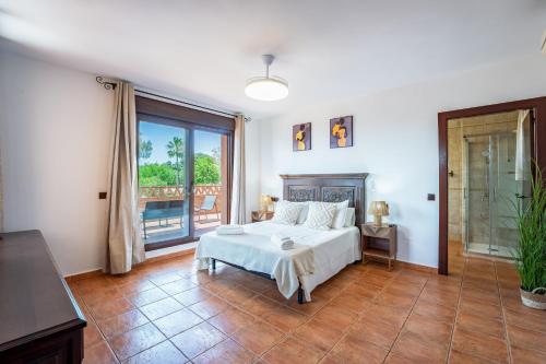 VB Hacienda Villa 4BR Sea Views