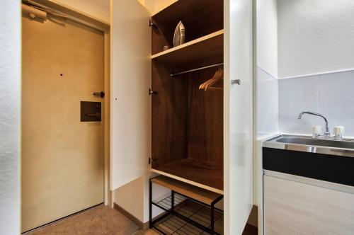 Modern Living Tokyo Komagome 507, a compact studio at excellent location