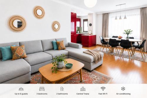 Foto Rare Spacious 3BR Apartment - Central Tirana 1