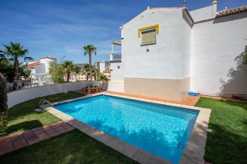 Sunny Roof Terrace Near Burriana Beach