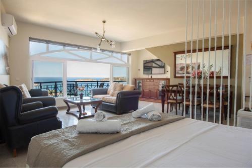 Vasiliki Island view house