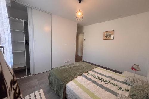 Apartment with garden in Saint-Raphaël