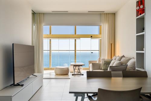 Intempo by Holuxe - 356 - 35th floor