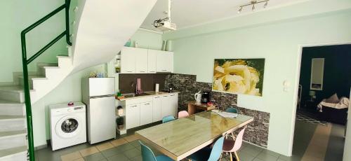 Grace : Garden and Terrace House