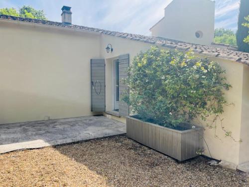 Provence bastide, garden, quiet, 7 min from Aix