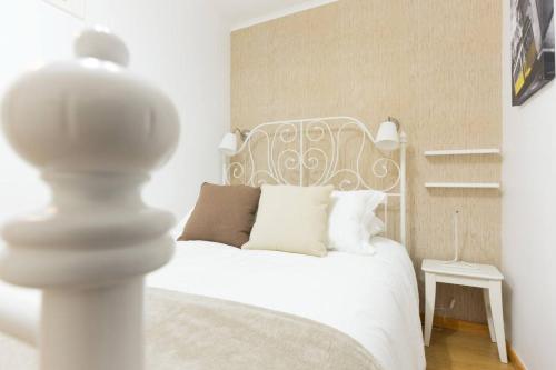Live Alfama by Tram 28 | 1BR