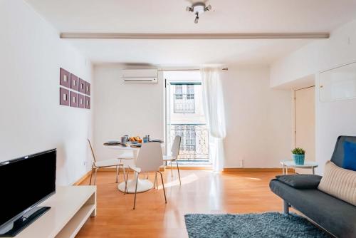 2BR Alfama Lisbon Stays