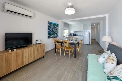 LOS RANCHOS sea view apartment