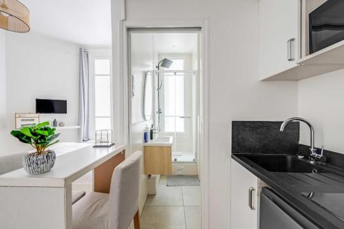 Charming Studio 2P - Arc de Triomphe
