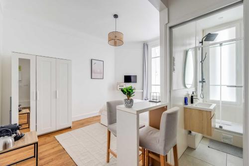 Charming Studio 2P - Arc de Triomphe