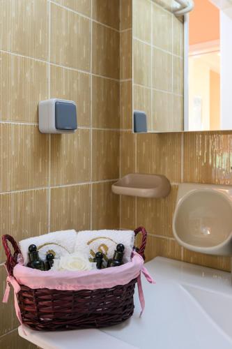 Swan Paradise Glyfada Apartment