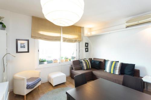 Cozy Eixample Getaway