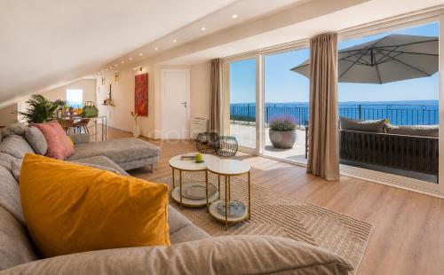 Smaragd - Luxury Penthouse with amazing Sea view