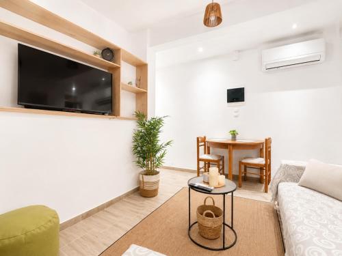 Casa Kanari Seaside Apartment near Chania Old Town