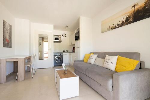L'APARTÉ CANNOIS avec balcon en centre-ville