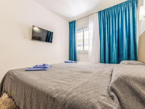 Apartment Cala Dorada-3 by Interhome