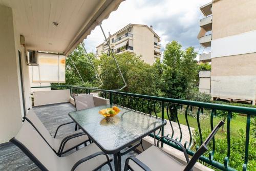 Luma Marousi - Apt with Garden View