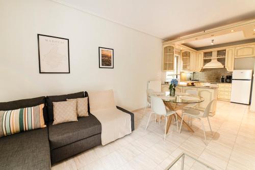 Luma Marousi - Apt with Garden View