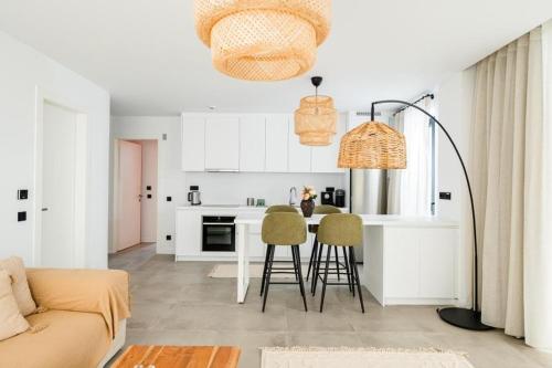 Excellent 01 apartment in the center of Athens