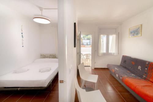 WELCS ESTUDIOS MADRAGUE en L'Almadrava primera linea de mar