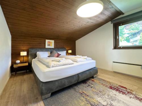 Family Friendly Chalet - Central with Beautiful Mountain Views