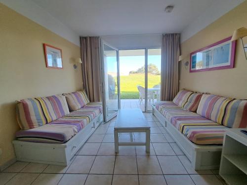 Appartement rez-de jardin avec terrasse