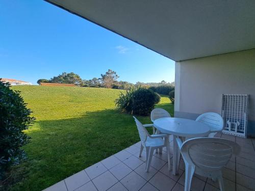 Appartement rez-de jardin avec terrasse
