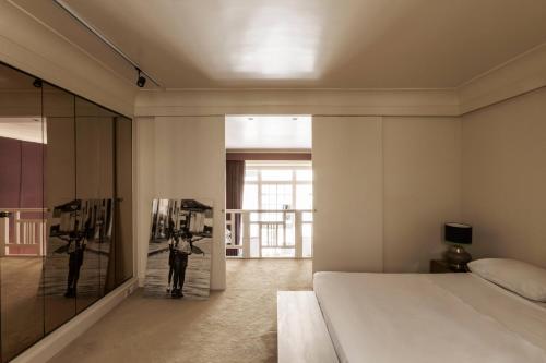 The Curated Loft