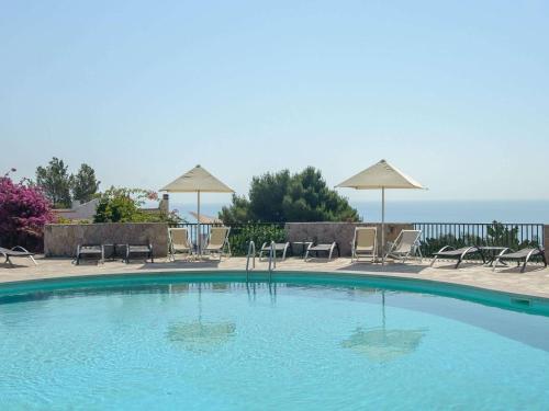Baia Delle Zagare - Handwritten Collection — Pool view