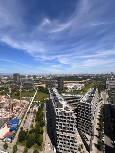 Milan Skyline Apartment - A 22nd-Floor