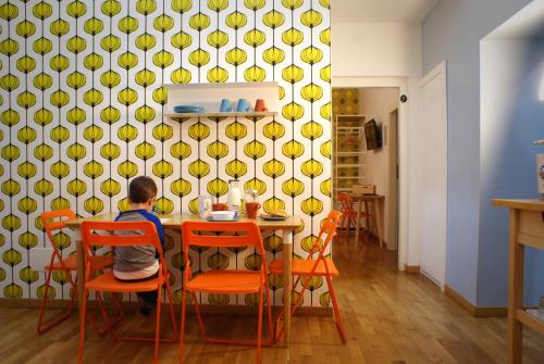 A seating area at La Controra Guesthouse Roma