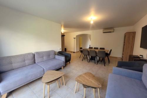 Bright house 300m from Fréjus beach