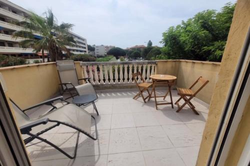 Bright house 300m from Fréjus beach