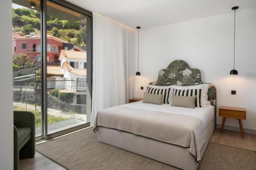 Calheta Hills V by an island apart