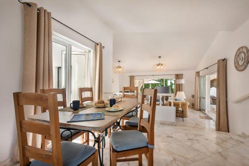 The beach house by Algarve Villa Holidays