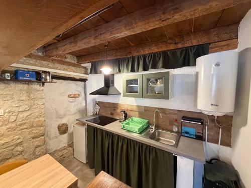 Studio apartman Ema