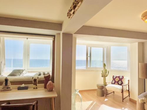 Sky & Ocean view