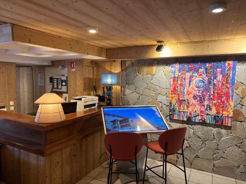Logis Hôtel Le Cairn