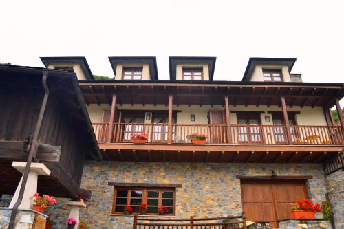 Foto da galeria de Camin de Muniellos apartamentos rurales em Cangas del Narcea