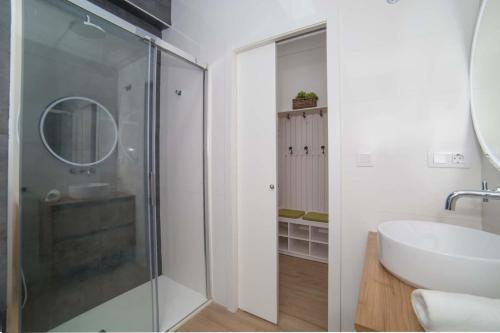 Spacest - Carrer de Mariano Ribera A