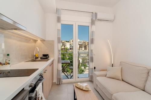 Massaros Apartments