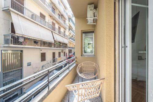 Modern 4BED 4BATH Apartment in Athens