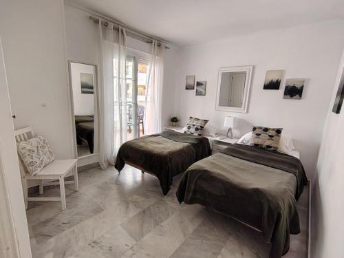 Luxury Apartment Near P Banus Sea and Mountain Views