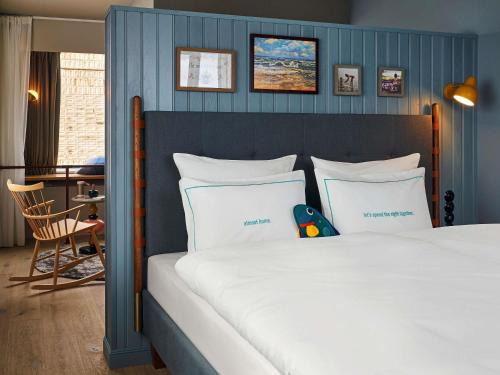 25hours Hotel Paper Island — Photo of the whole room