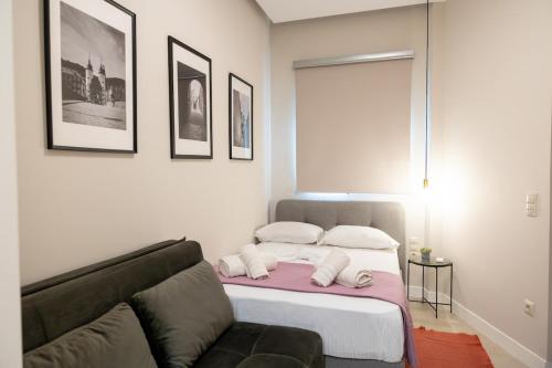 Cozy Apartment near metro Dafni