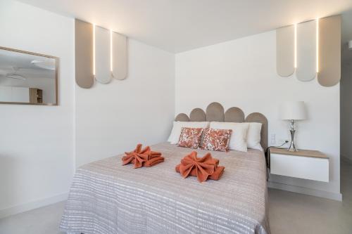 Parque Santiago II - Studio - Las Americas, heated pool, ocean view, 250m to the beach
