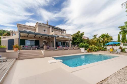 Villa Parragil, Piscina Jardim Prestige For Home