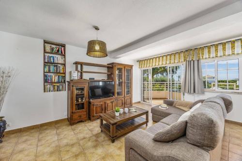 Villa Sawadi by Villa Plus